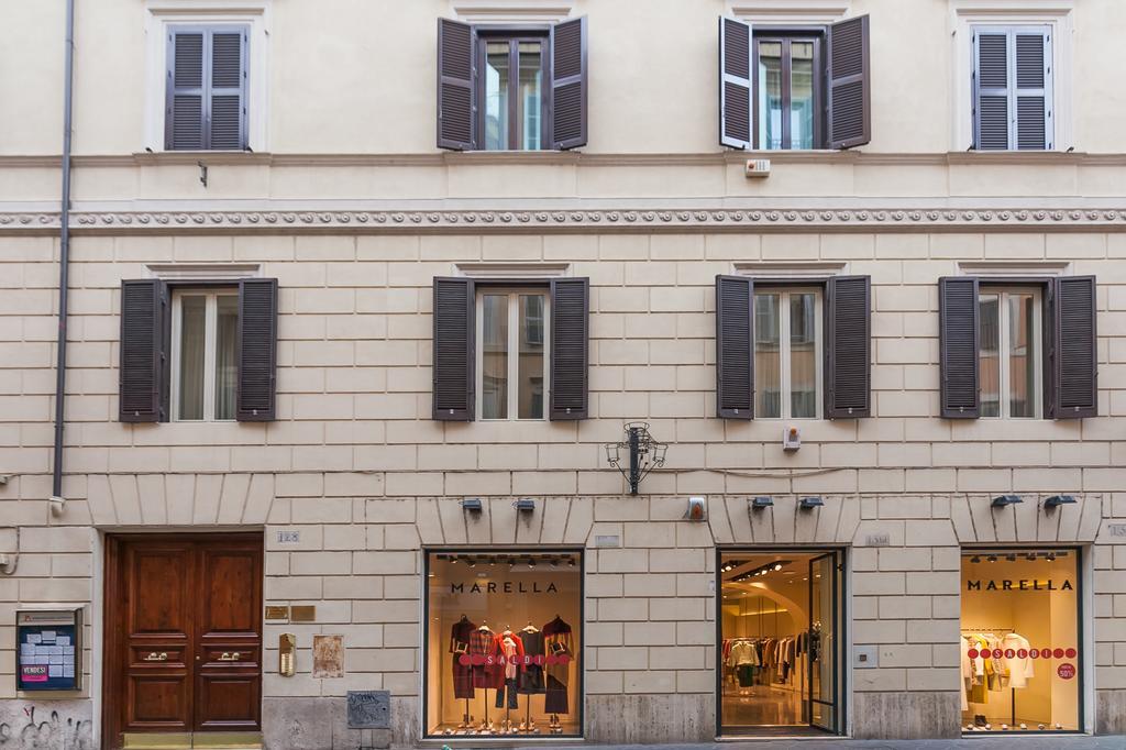 Hôtel Dimora Frattina à Rome Extérieur photo